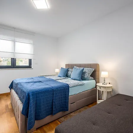 Apartament Beeindruckendes 550 Meter Zum Mit Toller Sonnenterrasse *